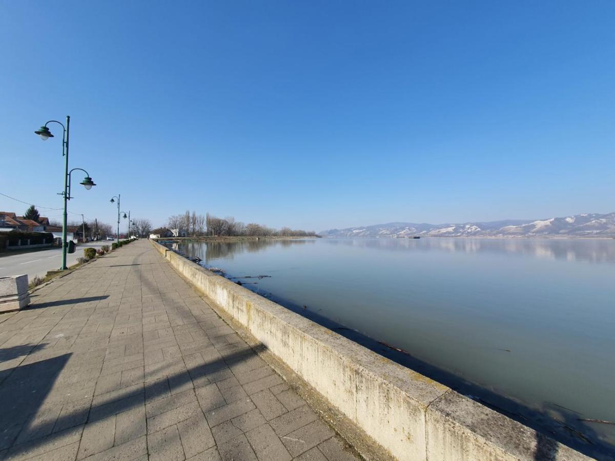 Apartamento Andjelka A26 Veliko Gradište Exterior foto